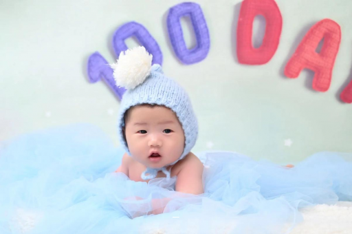 涉县宝宝不哭不闹正常吗